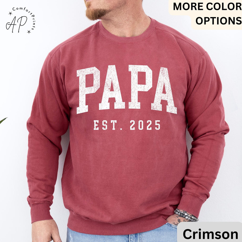 Papa Est Comfort Colors® Sweatshirt, Gifts for Dad Sweater, Promoted To Dad Hoodie, Pregnancy Reveal Father, Gift for Daddy