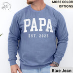 Papa Est Comfort Colors® Sweatshirt, Gifts for Dad Sweater, Promoted To Dad Hoodie, Pregnancy Reveal Father, Gift for Daddy