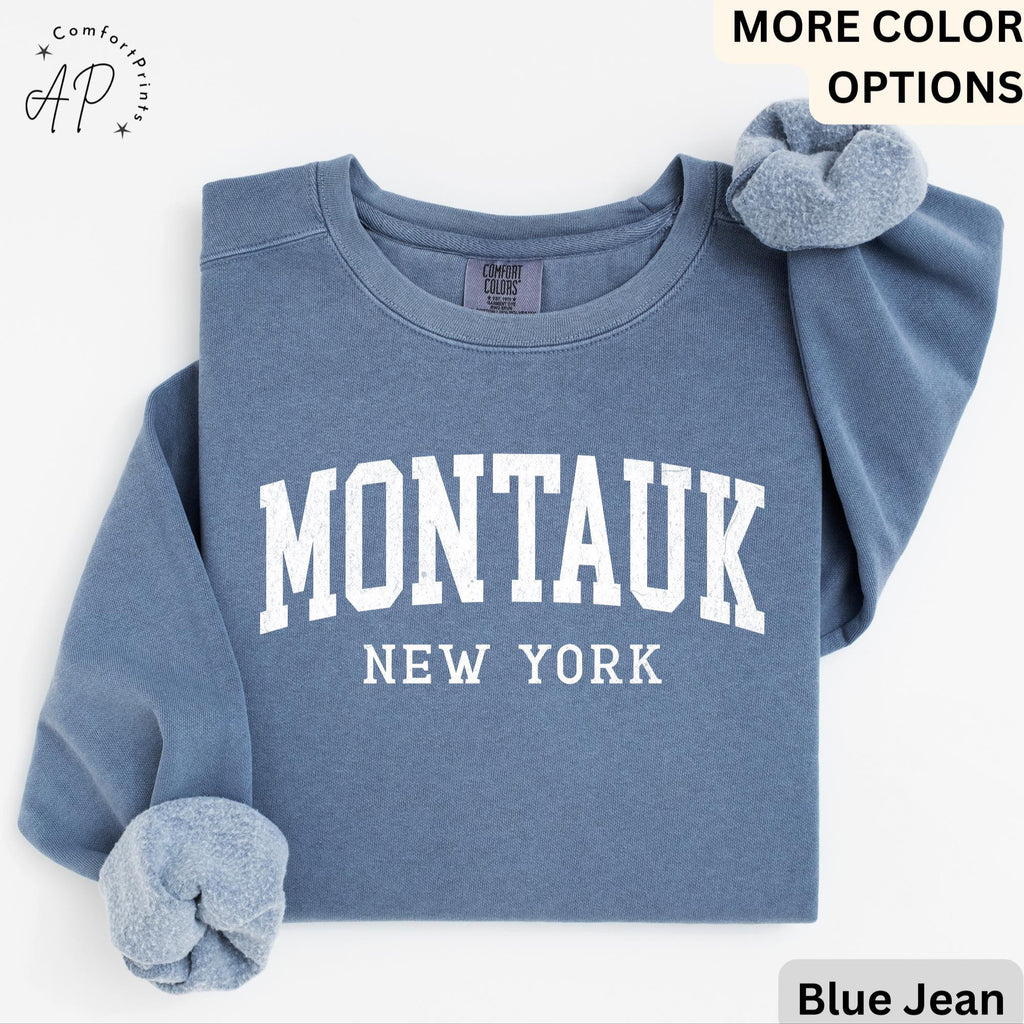 Montauk Comfort Colors® Sweatshirt, Montauk New York Souvenir Sweater, Gift for Montauk Traveler
