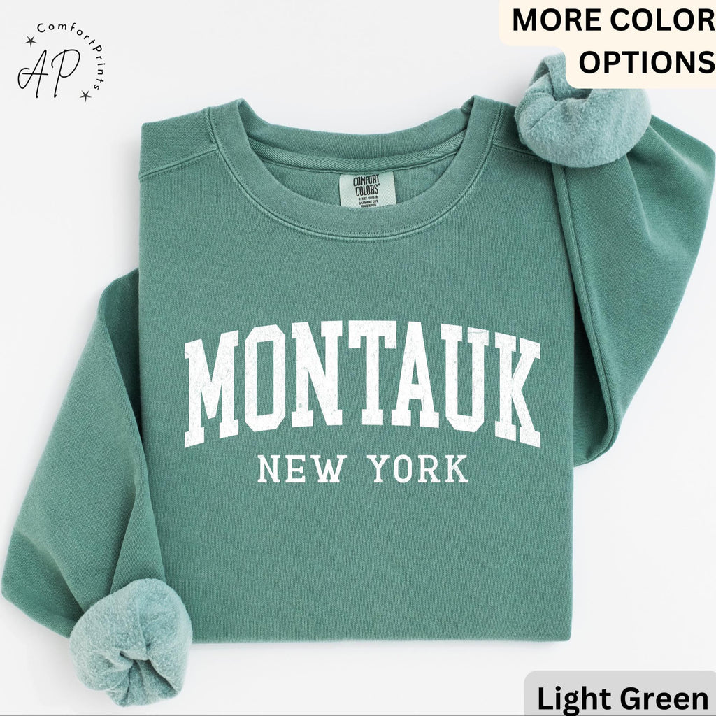 Montauk Comfort Colors® Sweatshirt, Montauk New York Souvenir Sweater, Gift for Montauk Traveler