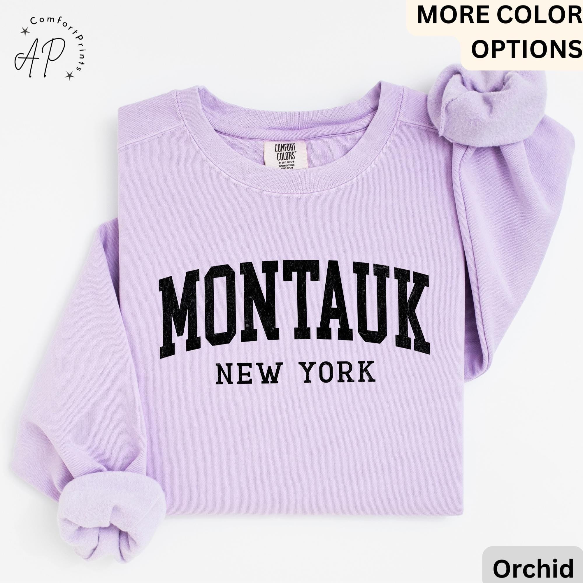 Montauk Comfort Colors® Sweatshirt, Montauk New York Souvenir Sweater, Gift for Montauk Traveler
