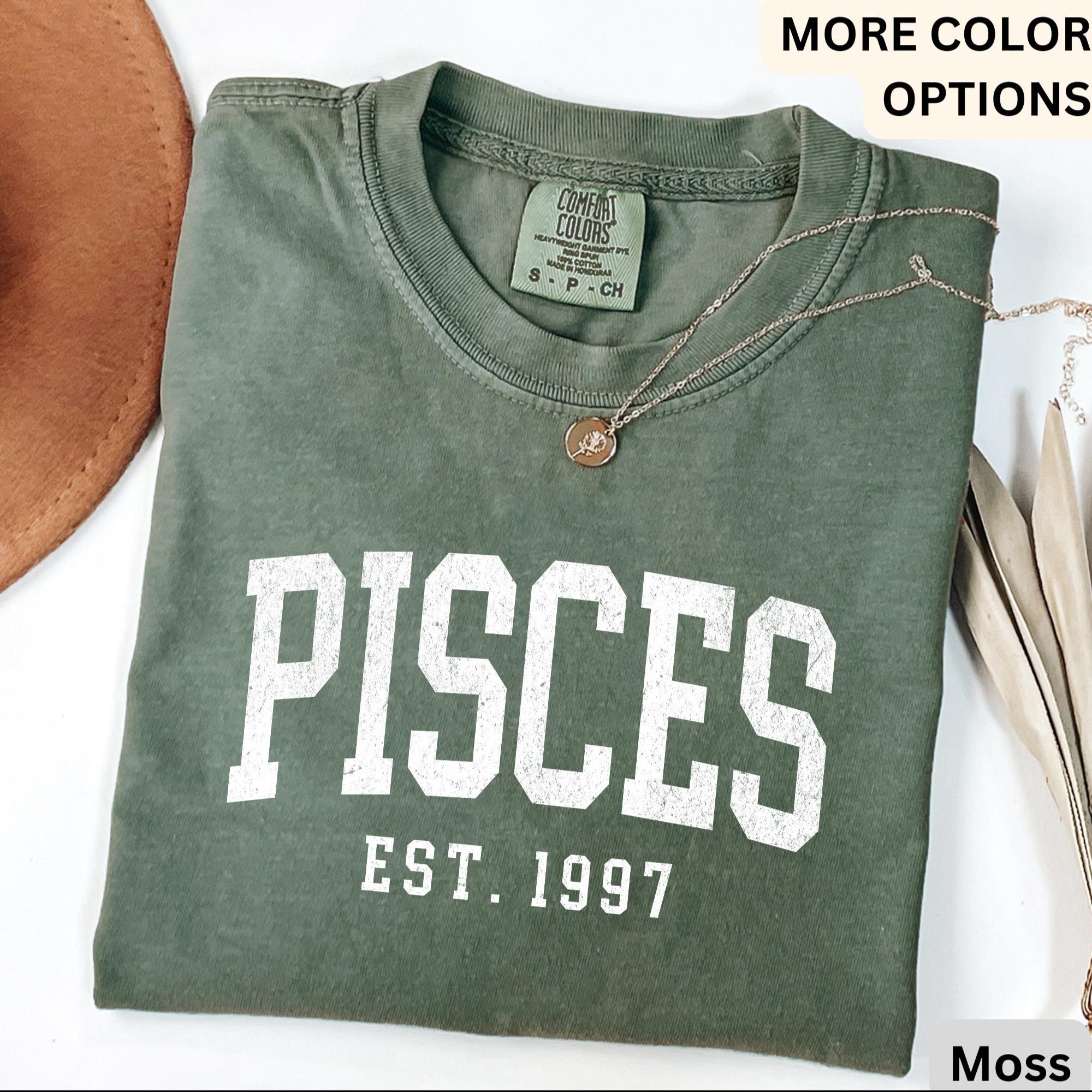 Custom Pisces Comfort Colors® Sweatshirt, Personalized Pisces Horoscope Sweater, Astrology T-Shirt, Zodiac Long Sleeve Shirt